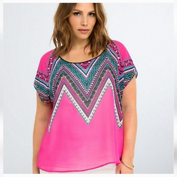 Torrid Sheer Chevron Crisscross Back Blouse Hot Pink Southwestern Print Sz 1 - Picture 1 of 8